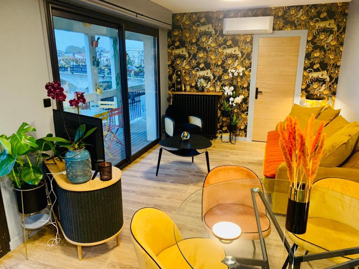 "Au Fil De La Charente" - Coeur De Saintes - Wifi Clim - Classe 4 Etoiles - 4 Pers Extérieur photo