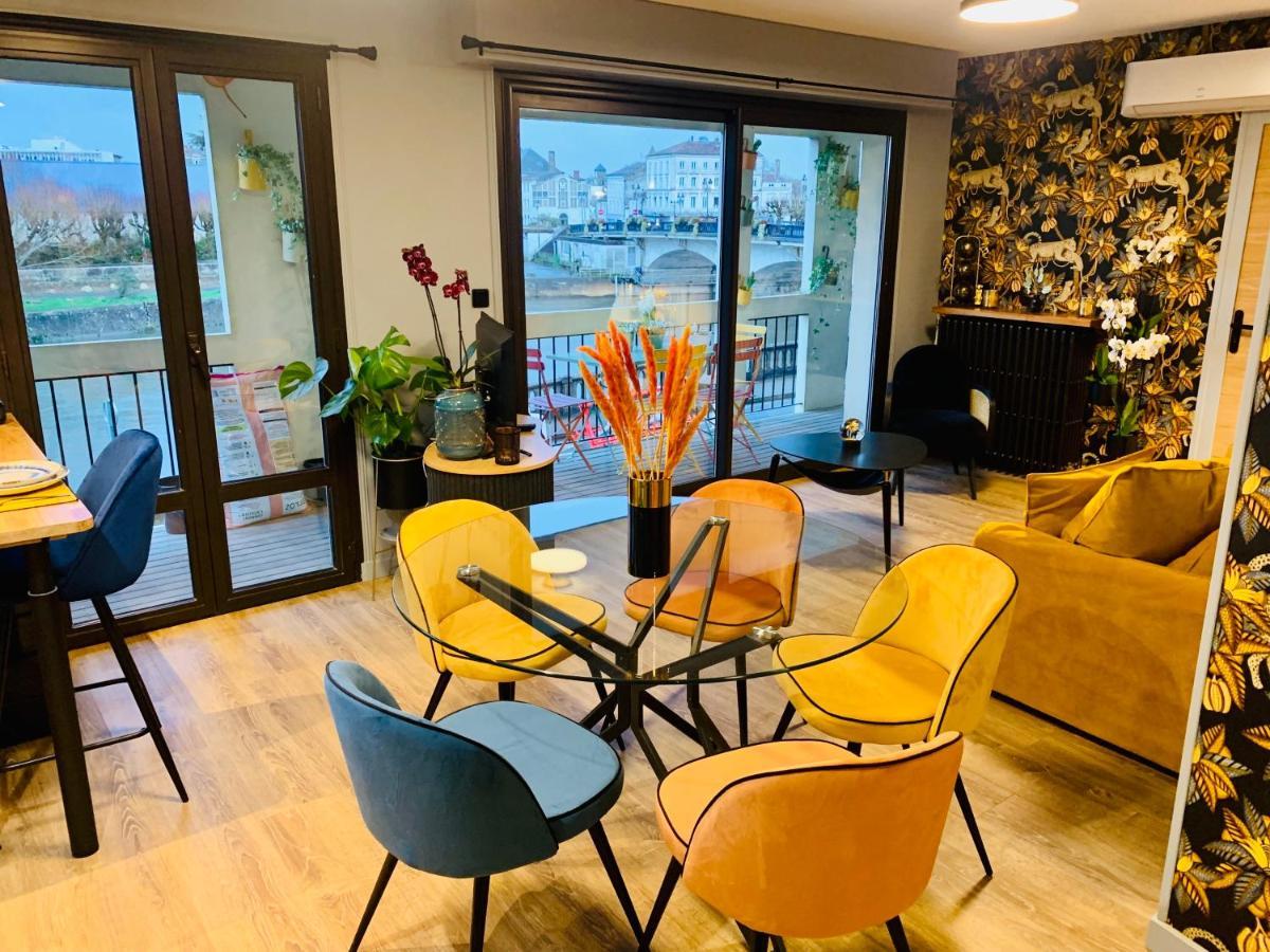 "Au Fil De La Charente" - Coeur De Saintes - Wifi Clim - Classe 4 Etoiles - 4 Pers Extérieur photo