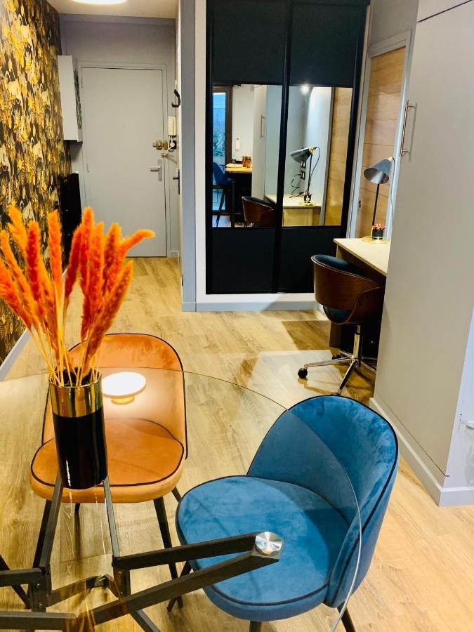 "Au Fil De La Charente" - Coeur De Saintes - Wifi Clim - Classe 4 Etoiles - 4 Pers Extérieur photo