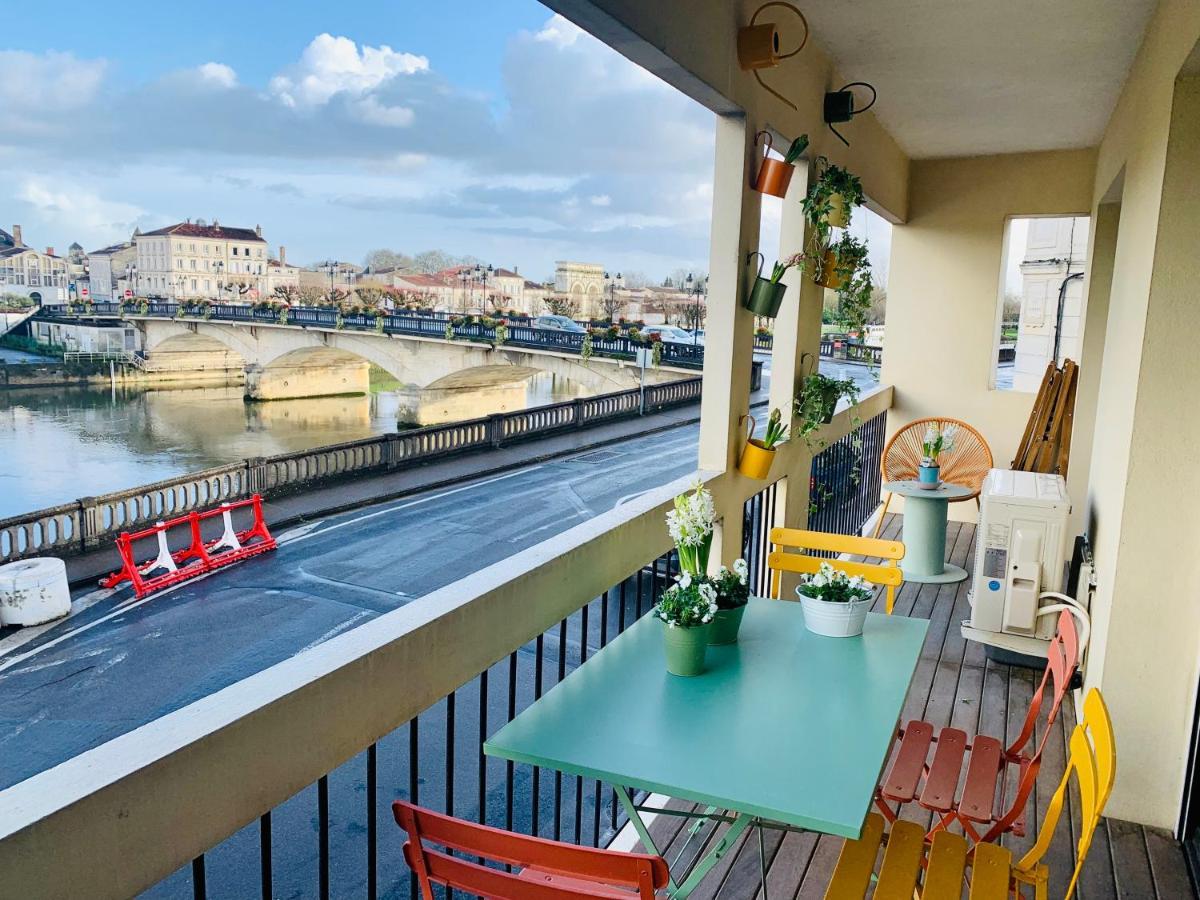 "Au Fil De La Charente" - Coeur De Saintes - Wifi Clim - Classe 4 Etoiles - 4 Pers Extérieur photo